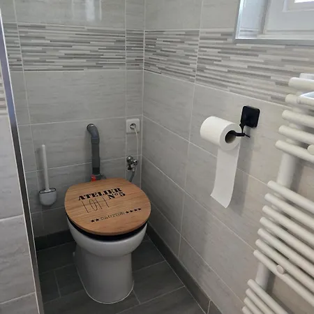 Апартаменты Independant Avec Acces Piscine Et Exterieur *